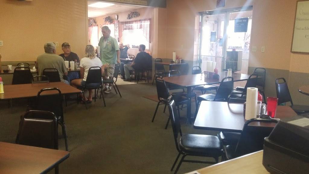 Earls Diner | restaurant | N F St, Poplar Bluff, MO 63901, USA | 5737279844 OR +1 573-727-9844