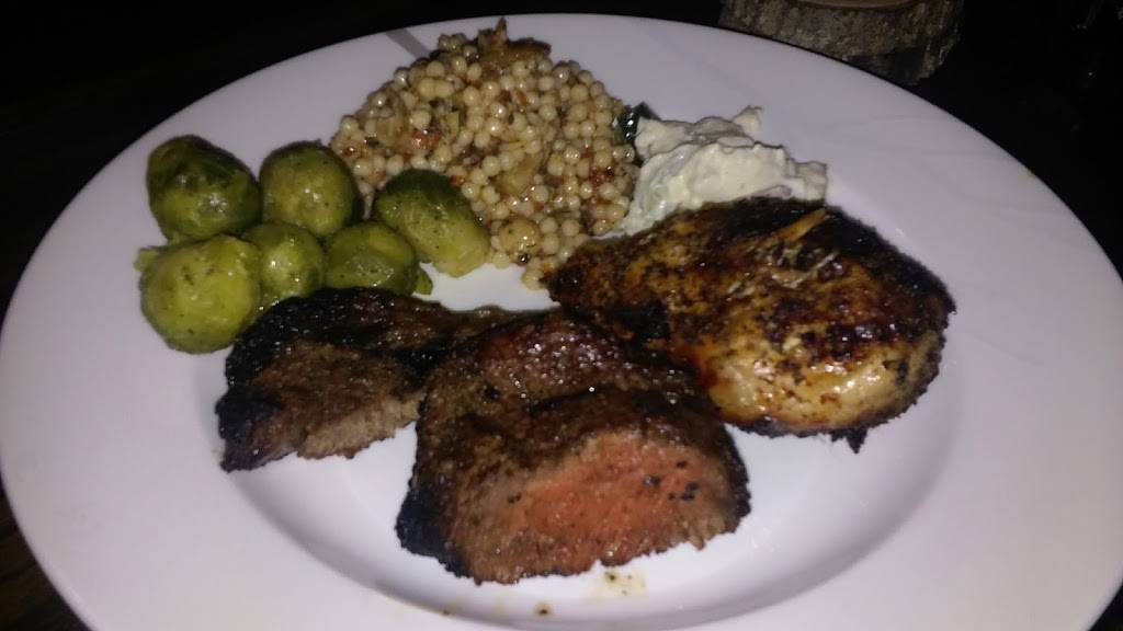 Snyders Bar and Grill | restaurant | 1206, 3320 Elliston Cir, Philadelphia, PA 19114, USA | 2674742276 OR +1 267-474-2276