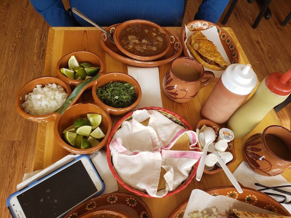 Birrieria estilo Jalisco | restaurant | 13327 Nacogdoches Rd, San Antonio, TX 78217, USA | 2105292491 OR +1 210-529-2491