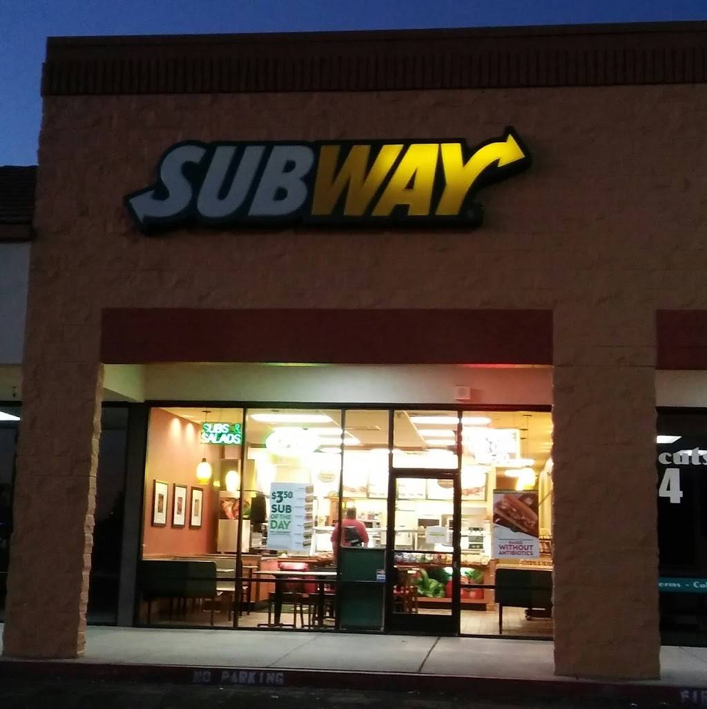 Subway Restaurants | restaurant | 137 Lake Blvd, Redding, CA 96003, USA | 5302443747 OR +1 530-244-3747