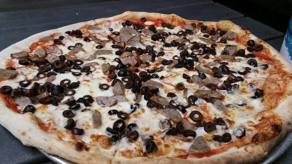 New Park Pizza | restaurant | 156-71 Cross Bay Blvd, Howard Beach, NY 11414, USA | 7186413082 OR +1 718-641-3082