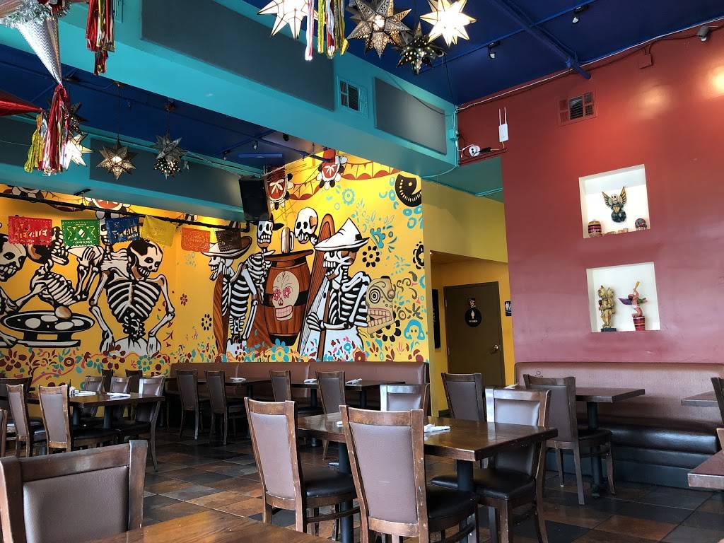 Tres Hermanas Davis | restaurant | 805 2nd St, Davis, CA 95616, USA | 5307568737 OR +1 530-756-8737