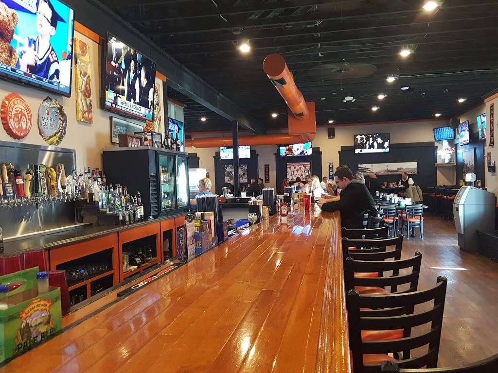 Longnecks Sports Grill | restaurant | 2141 N Bend Rd, Hebron, KY 41048, USA | 8598694448 OR +1 859-869-4448
