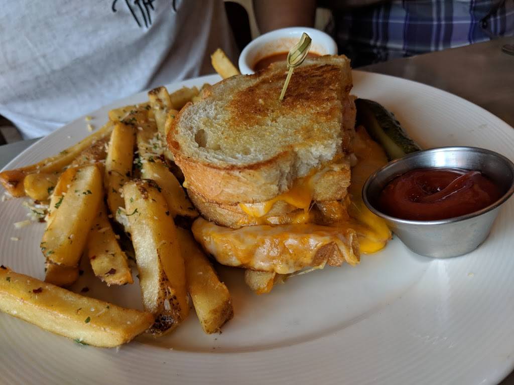 The Common Table | restaurant | 6740 Winning Drive #1005, Frisco, TX 75034, USA | 4695353575 OR +1 469-535-3575