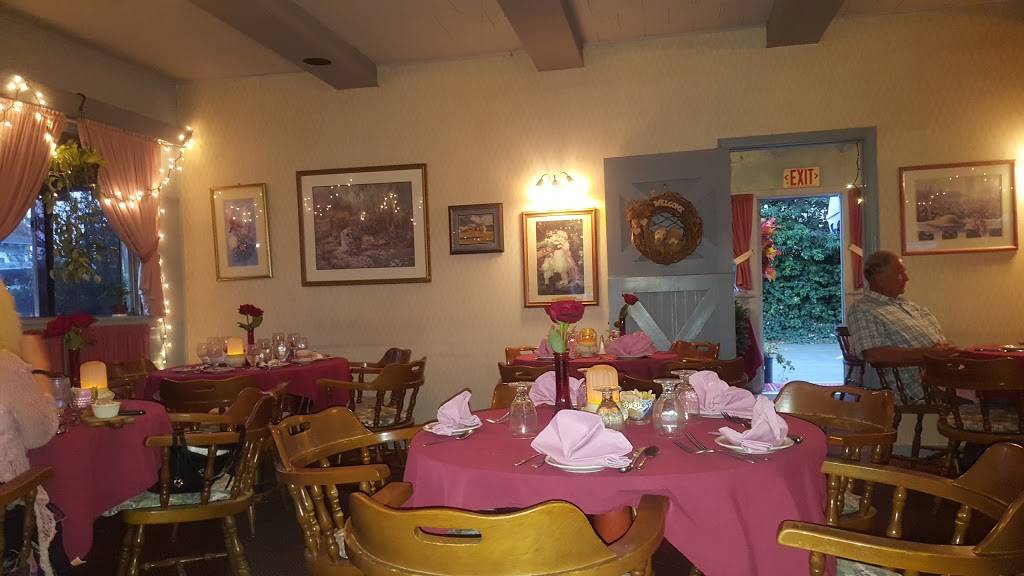 Clementines Steak House | restaurant | 4631 Carpinteria Ave, Carpinteria, CA 93013, USA | 8056845119 OR +1 805-684-5119