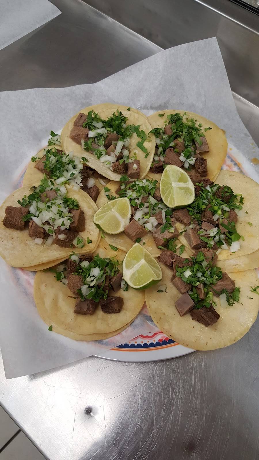 Nomadas Mexican Grill | restaurant | 5965 E Brown Rd, Mesa, AZ 85205, USA | 4807099839 OR +1 480-709-9839