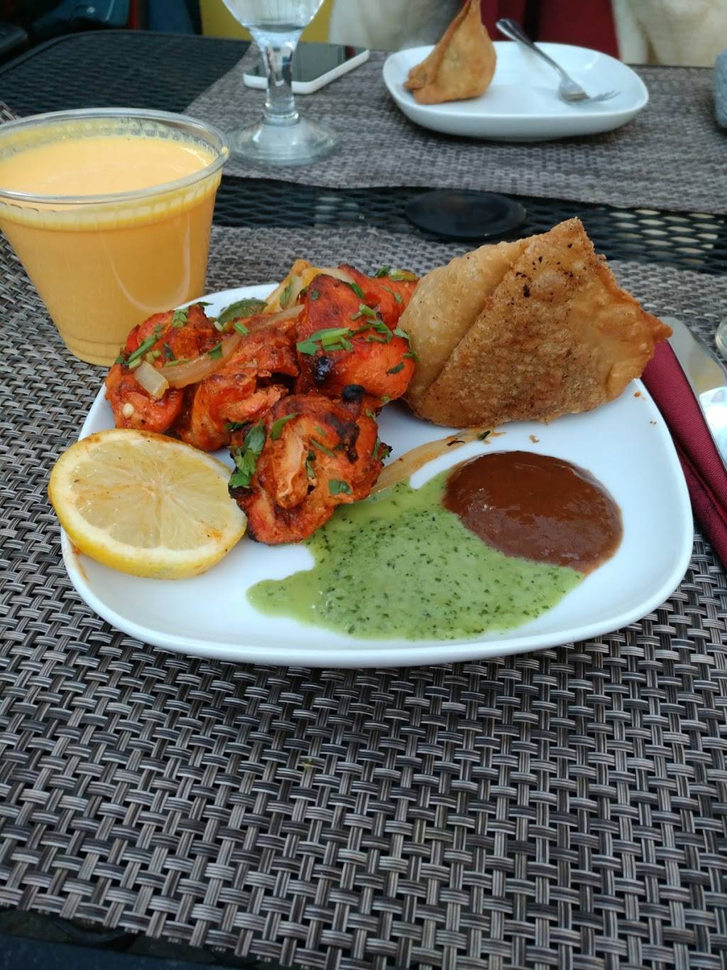 Saffron Indian Cuisine | restaurant | 44 04 Broadway, Astoria, NY 11103, USA | 7182556310 OR +1 718-255-6310