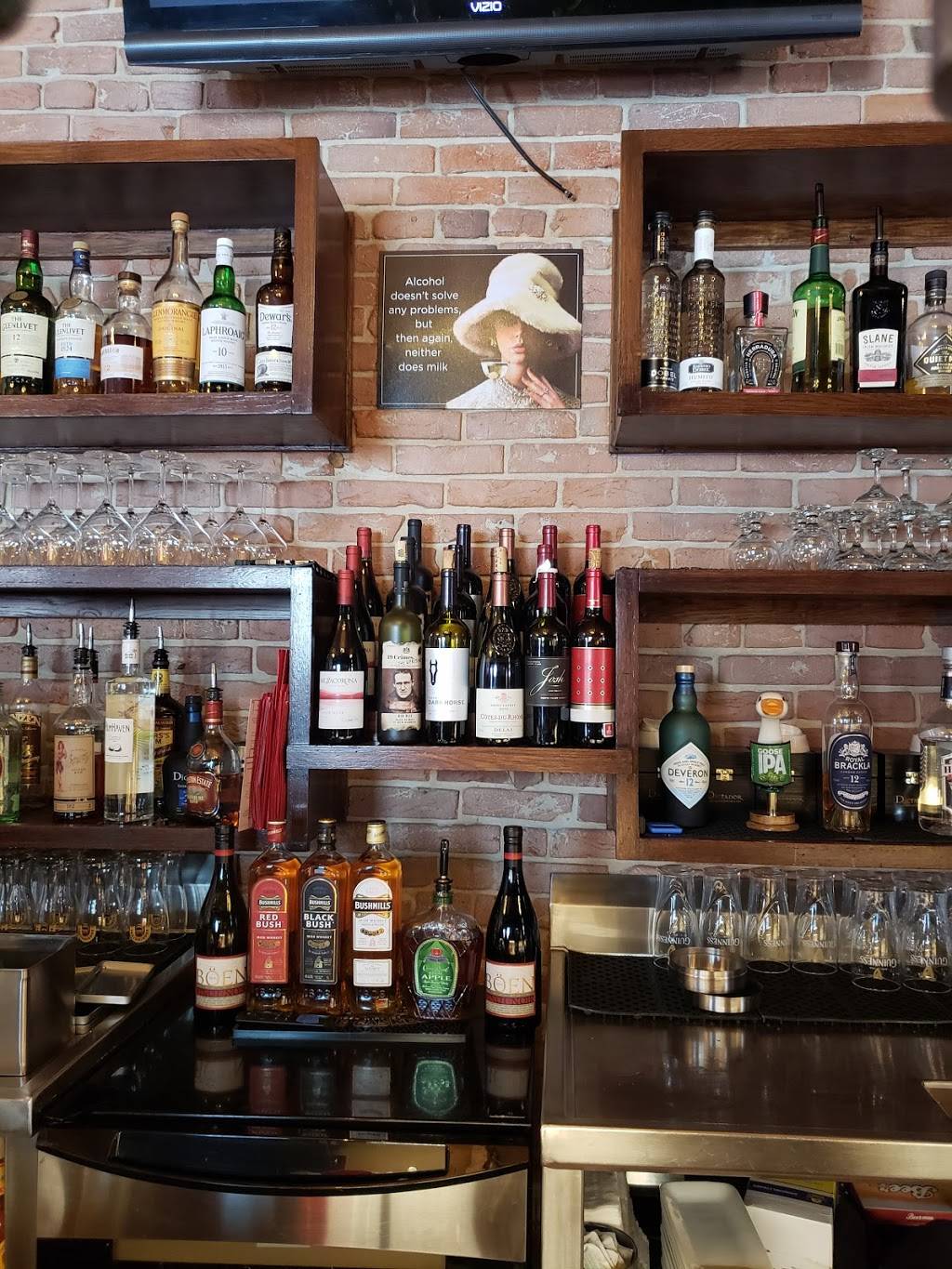 The Alibi | restaurant | 237 2nd St NW, Washington, DC 20001, USA | 2023472237 OR +1 202-347-2237