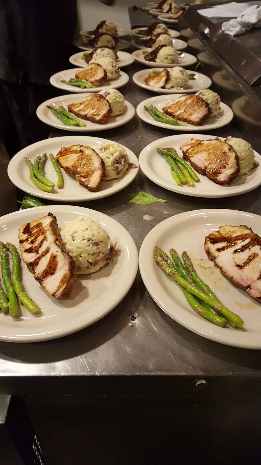 DeAngelos | restaurant | 2620 East 3rd Street, Eastland Plaza, Bloomington, IN 47401, USA | 8129610008 OR +1 812-961-0008