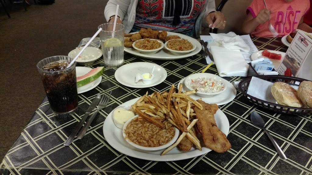 Manor Restaurant | restaurant | 753 S Wooster Ave, Strasburg, OH 44680, USA | 3308789809 OR +1 330-878-9809