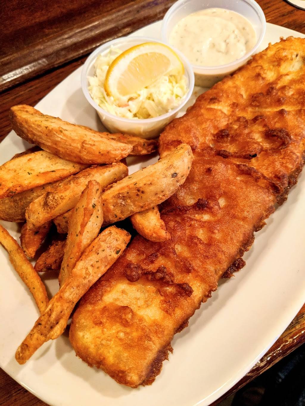 Dingle House Irish Pub & Grub | restaurant | 9102 W Chester Towne Centre Rd, West Chester Township, OH 45069, USA | 5138747468 OR +1 513-874-7468