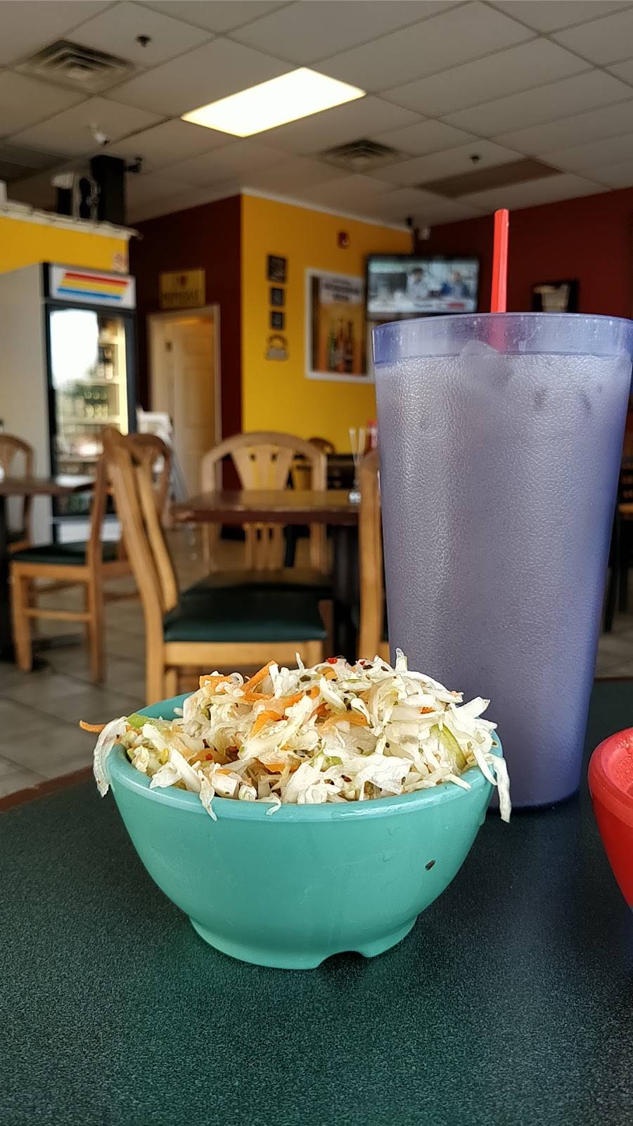 Salvadoreño Restaurant #3 | restaurant | 8911 N Central Ave #101, Phoenix, AZ 85020, USA | 6028702955 OR +1 602-870-2955