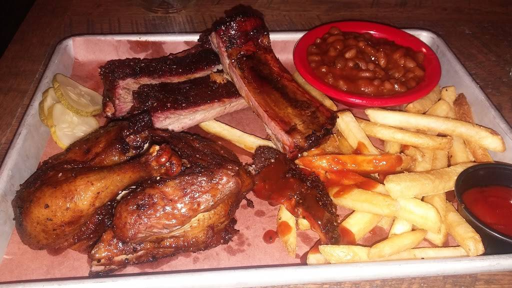 DOCs Smokehouse and Craft Bar | restaurant | 1420 B Calumet Ave, Dyer, IN 46311, USA | 2192623627 OR +1 219-262-3627