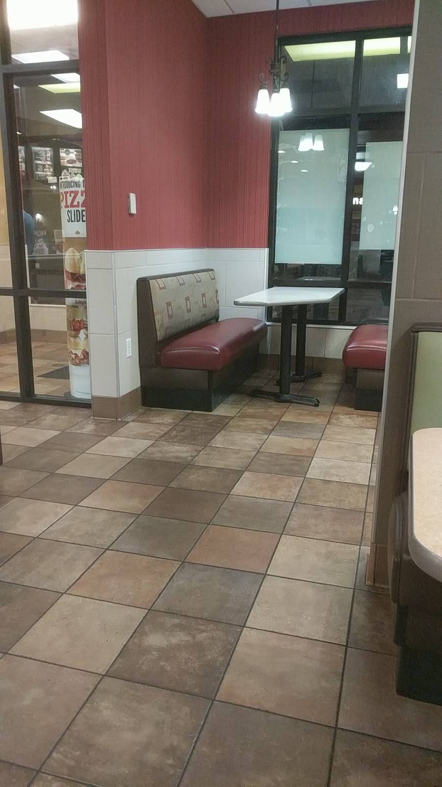 Arbys | meal takeaway | 1896 N 2000 W, Clinton, UT 84015, USA | 8017737337 OR +1 801-773-7337