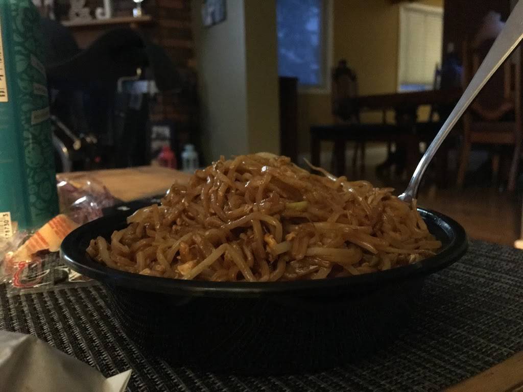 Chens Kitchen | meal takeaway | 3780 Fallowfield Rd, Nepean, ON K2J 1A1, Canada | 6138255255 OR +1 613-825-5255