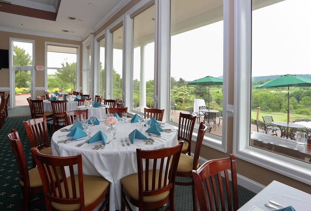 PB Dye Golf Club | restaurant | 9526 Dr Perry Rd, Ijamsville, MD 21754, USA | 3016074653 OR +1 301-607-4653