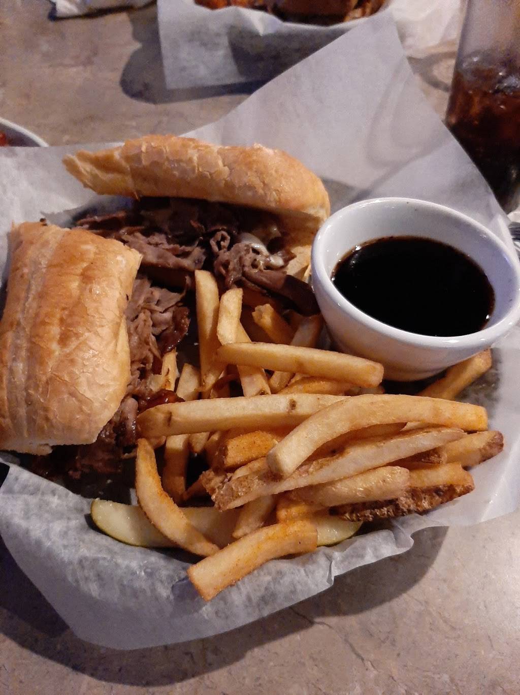 Buddies Pub & Grill | restaurant | 3048 E Lake Lansing Rd, East Lansing, MI 48823, USA | 5173339212 OR +1 517-333-9212