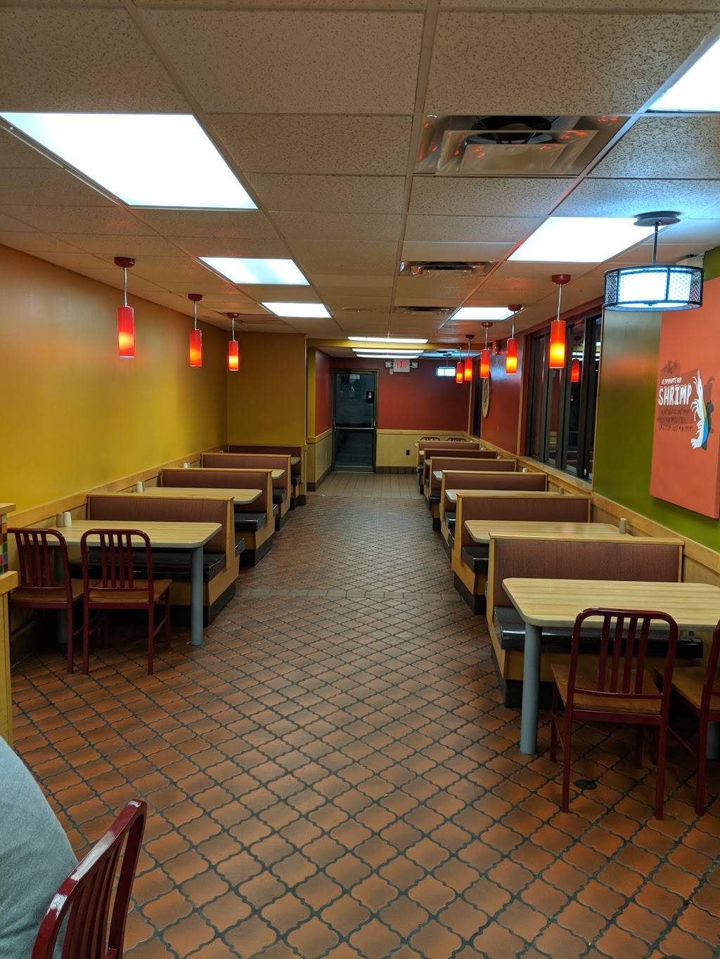 Popeyes Louisiana Kitchen | restaurant | 8100 Manchester Rd, Brentwood, MO 63144, USA | 3146461737 OR +1 314-646-1737