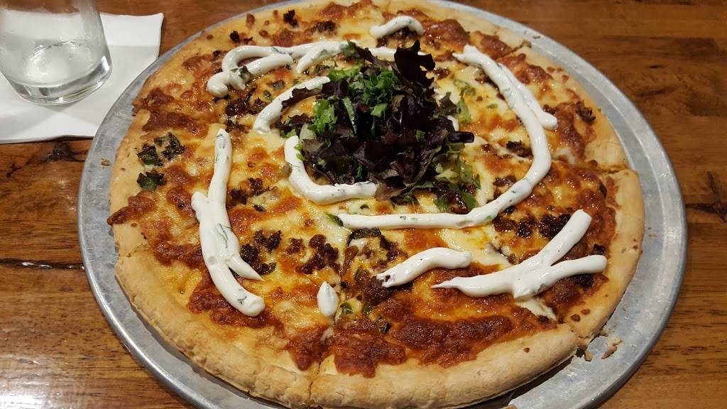 Basils On Market | restaurant | 18 N Market St, Troy, OH 45373, USA | 9378752068 OR +1 937-875-2068