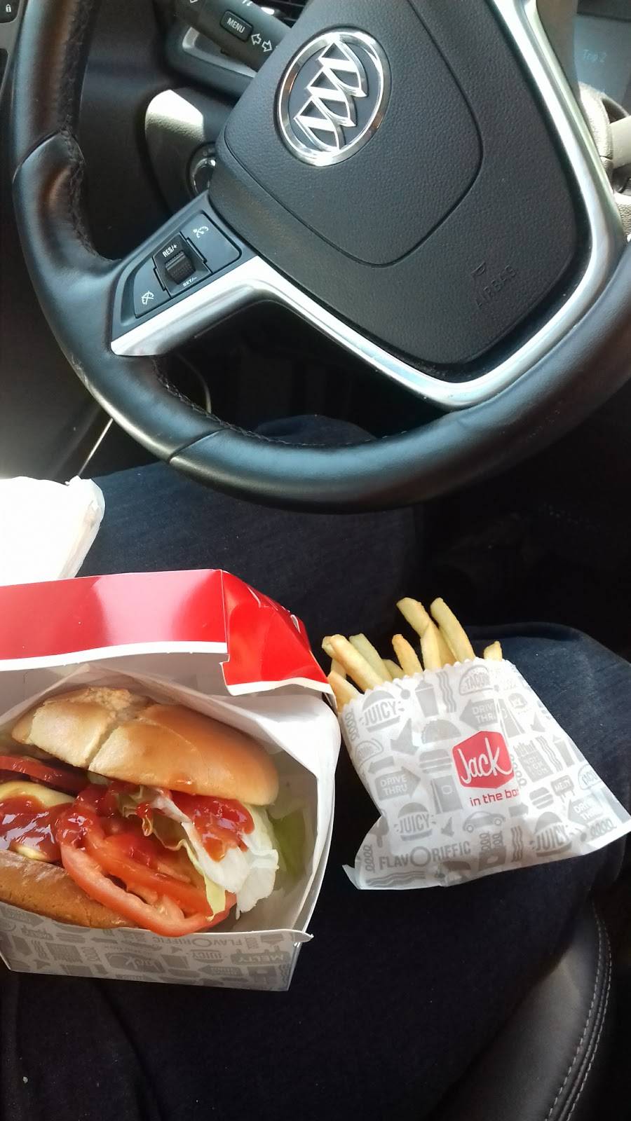 Jack in the Box | restaurant | 2001 E Artesia Blvd, Long Beach, CA 90805, USA | 5625316894 OR +1 562-531-6894