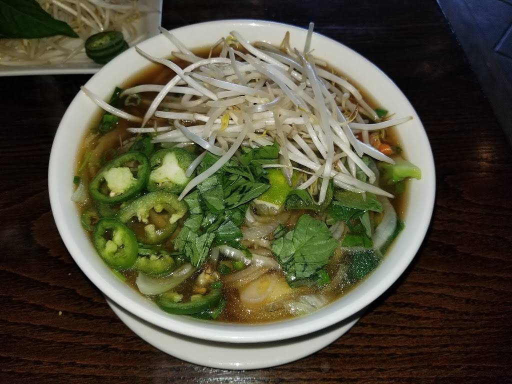 Pho Voorhees | restaurant | 910 Haddonfield-Berlin Rd, Voorhees Township, NJ 08043, USA | 8563447804 OR +1 856-344-7804