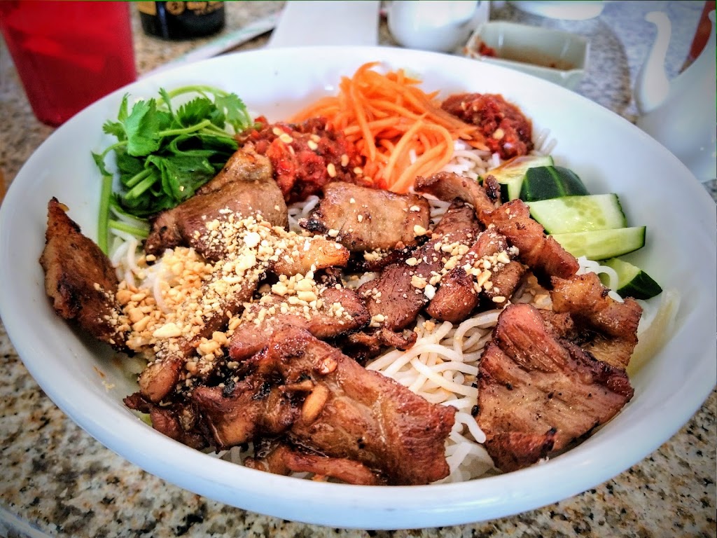 Saigon Cafe | restaurant | 4515 50th St, Lubbock, TX 79414, USA | 8067881367 OR +1 806-788-1367