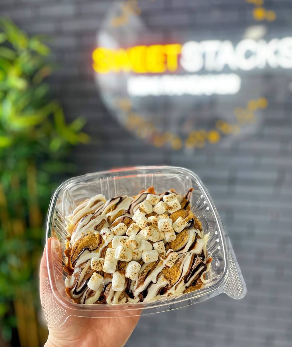 Sweet Stacks | restaurant | 28235 Ford Rd, Garden City, MI 48135, USA | 7347425945 OR +1 734-742-5945