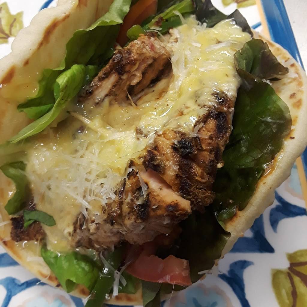 Deli King Inc | meal takeaway | 410 W 71st St, Chicago, IL 60621, USA | 7738559173 OR +1 773-855-9173