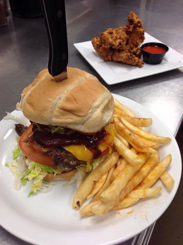 Maple Street Grill of Eagleville | restaurant | 161 N Main St, Eagleville, TN 37060, USA | 6152742001 OR +1 615-274-2001