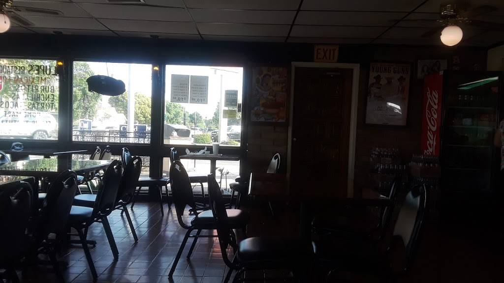 Lupes Restaurant | restaurant | 2252, 925 11th Ave, Delano, CA 93215, USA | 6617254377 OR +1 661-725-4377