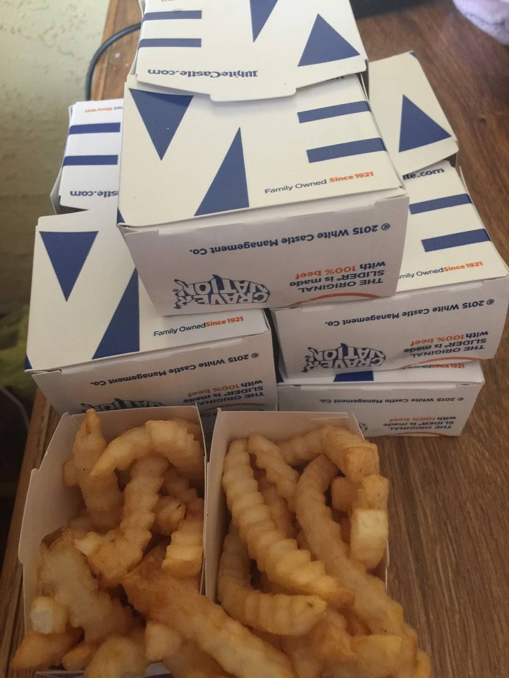 White Castle | restaurant | 10555 Harlem Ave, Chicago Ridge, IL 60415, USA | 7089231821 OR +1 708-923-1821