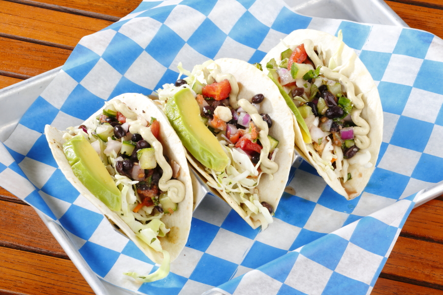 Latitude 30 | restaurant | 27200 Perdido Beach Blvd, Orange Beach, AL 36561, USA | 2519819811 OR +1 251-981-9811