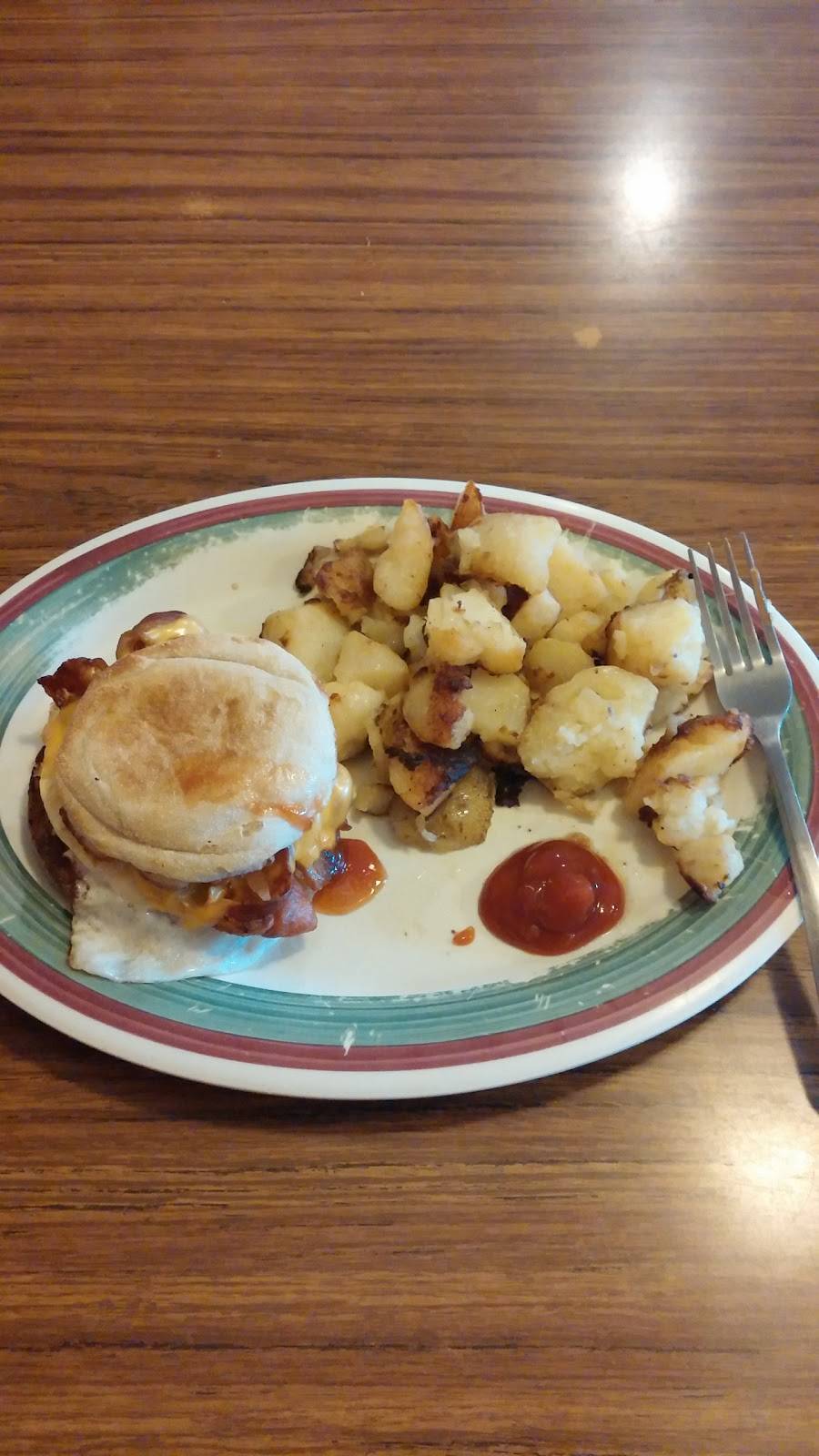 Via Main | restaurant | 132 Main St, Massena, NY 13662, USA | 3157640463 OR +1 315-764-0463