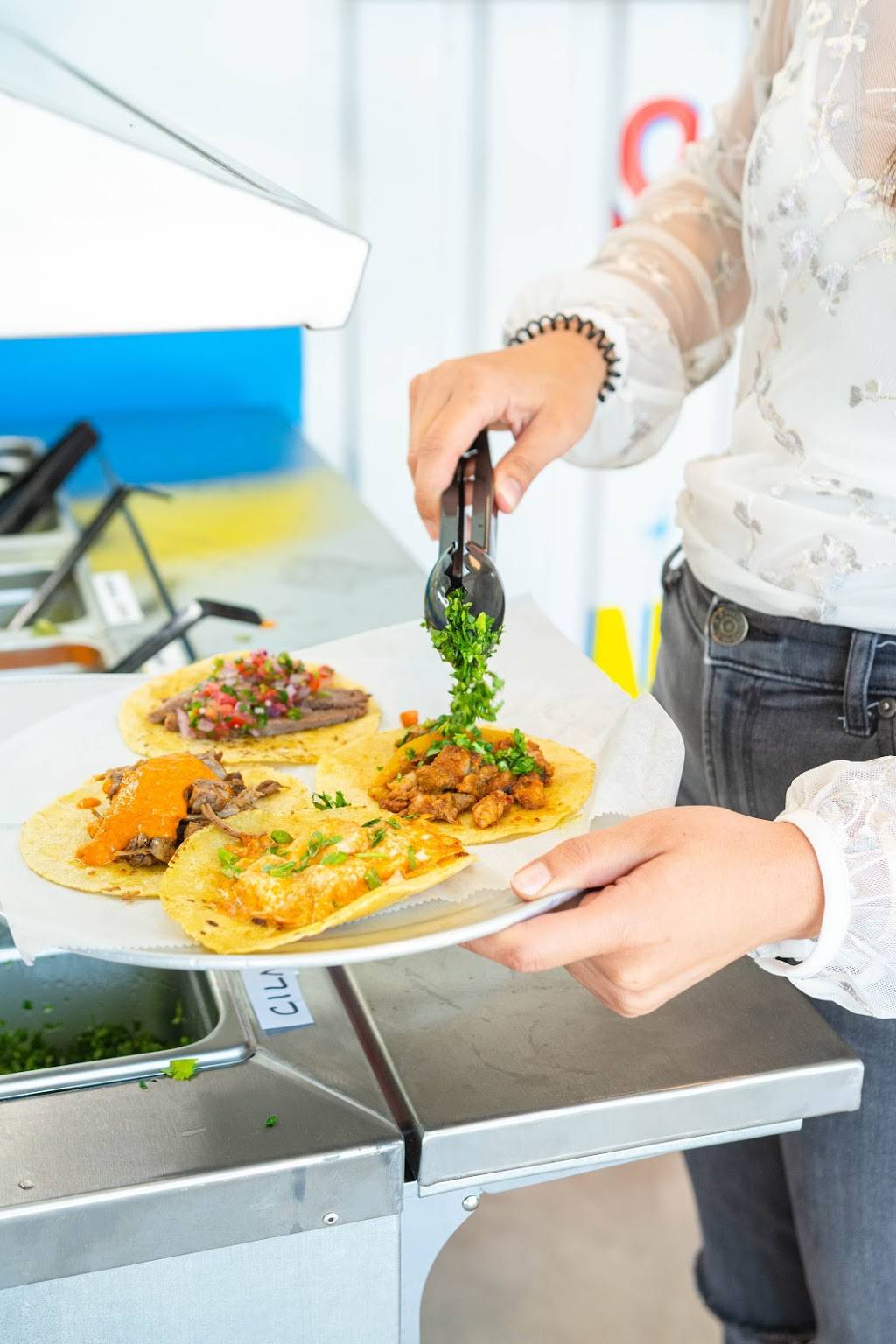 Chido Taco Mercado Style Taqueria | restaurant | 2330 Bale St Suite 100, Raleigh, NC 27608, USA | 9195941930 OR +1 919-594-1930