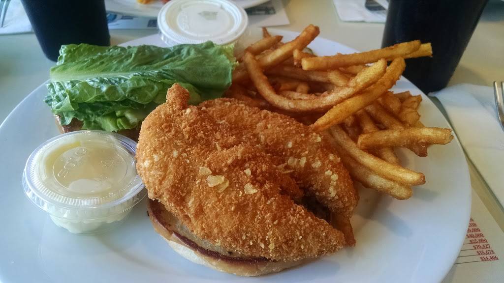 The Pal Cafe | restaurant | 229 Division St, Park Falls, WI 54552, USA | 7157622529 OR +1 715-762-2529