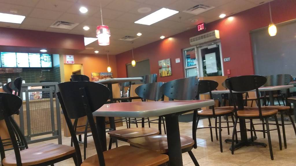 Jack in the Box | restaurant | 1004 Steele Ln, Santa Rosa, CA 95403, USA | 7075269877 OR +1 707-526-9877