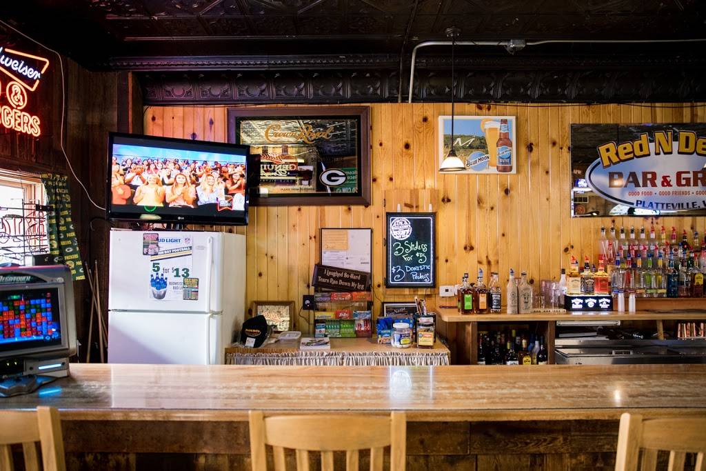 Red N Debs Bar & Grill | restaurant | 60 E Mineral St, Platteville, WI 53818, USA | 6083489149 OR +1 608-348-9149