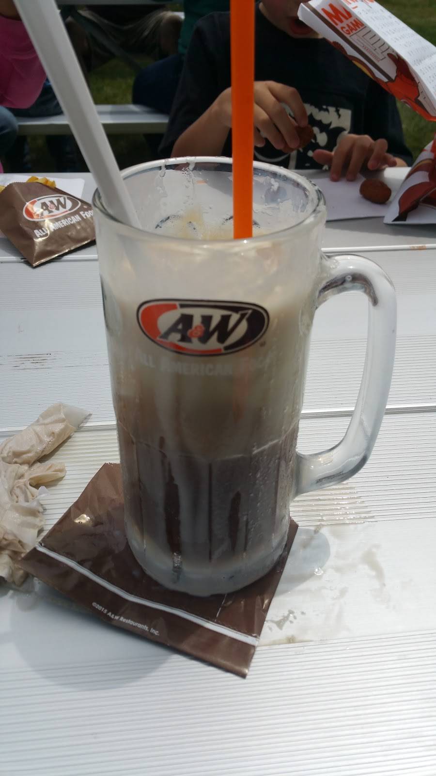 A&W | restaurant | 8220 Dexter-Chelsea Rd, Dexter, MI 48130, USA | 7344264427 OR +1 734-426-4427