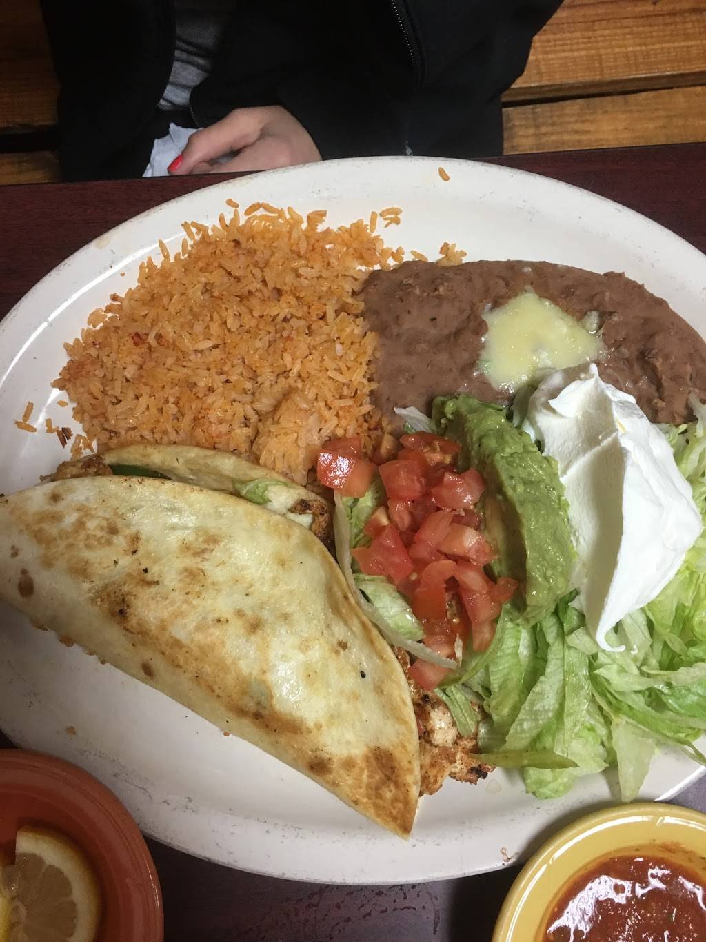 Viejo Amigo Mexican Restaurant | restaurant | 2193 NW 11th Dr, Chiefland, FL 32626, USA | 3524931424 OR +1 352-493-1424