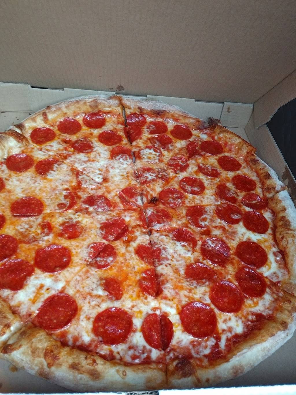 Mamma Terezinhas Pizzeria | restaurant | 1952 Church St, Appomattox, VA 24522, USA | 4343524444 OR +1 434-352-4444