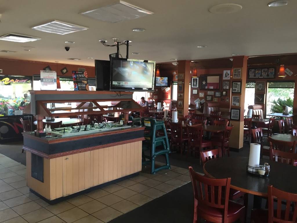 Pizza Hut | restaurant | 7319 N FM 1604 W, San Antonio, TX 78255, USA | 2106952205 OR +1 210-695-2205