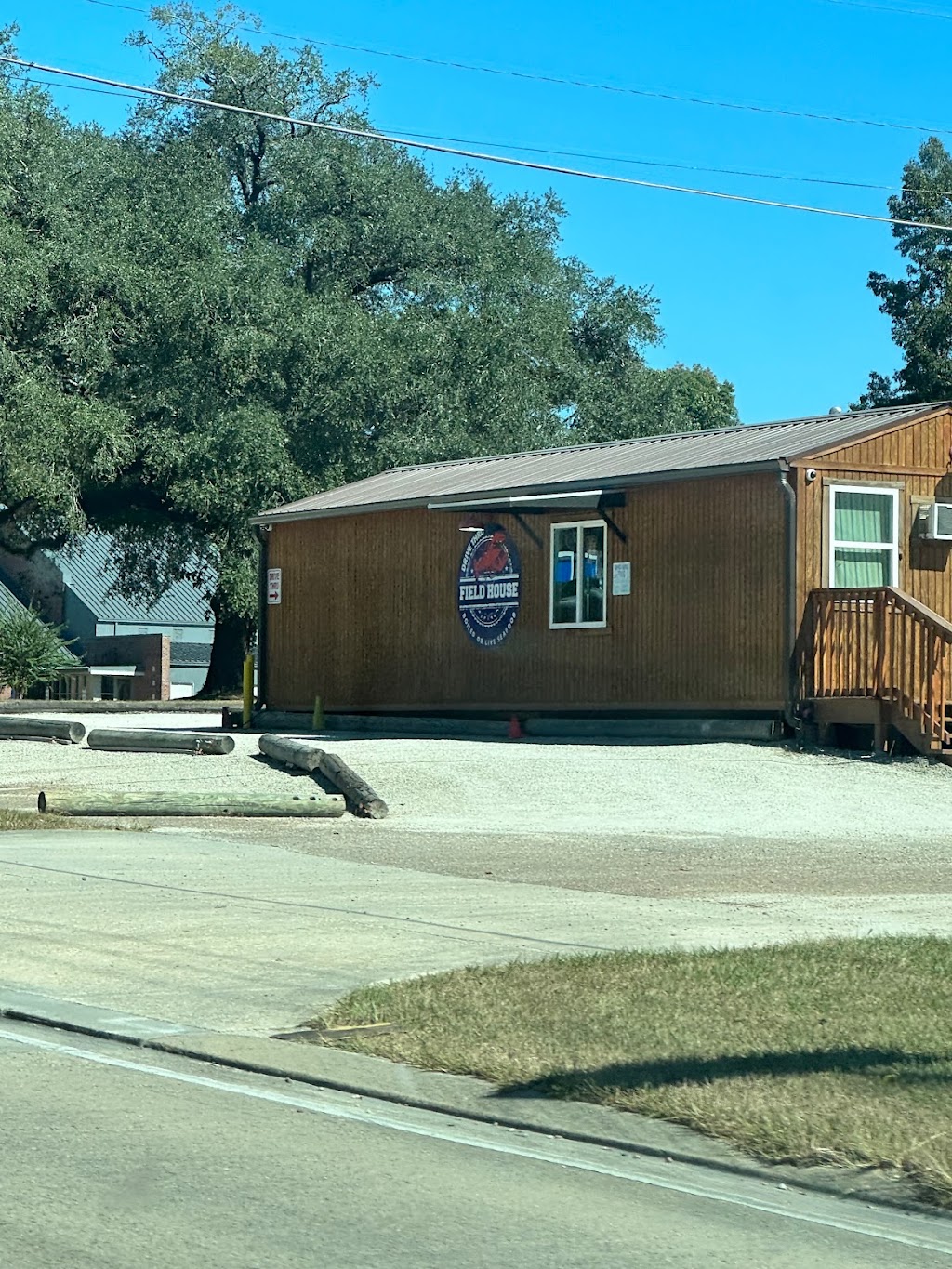 The Field House | restaurant | 7862 US-61, St Francisville, LA 70775, USA | 2256350042 OR +1 225-635-0042