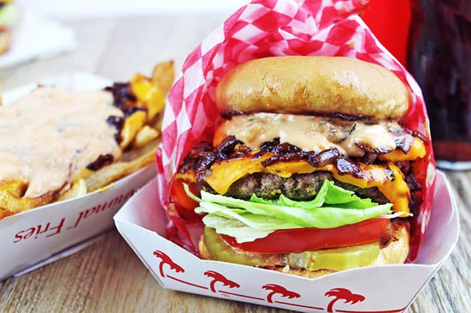 In-N-Out Burger | restaurant | 795 E 800 N, Spanish Fork, UT 84660, USA | 8007861000 OR +1 800-786-1000