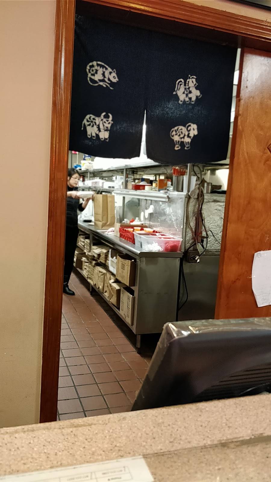 Yummy Kitchen | restaurant | 42 Boston Post Rd E, Marlborough, MA 01752, USA | 5084603878 OR +1 508-460-3878