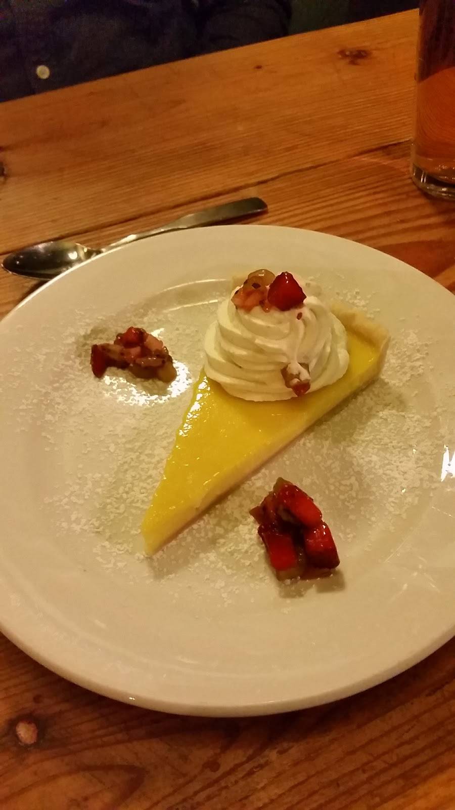 Tsunami | restaurant | 928 Cooper St, Memphis, TN 38104, USA | 9012742556 OR +1 901-274-2556