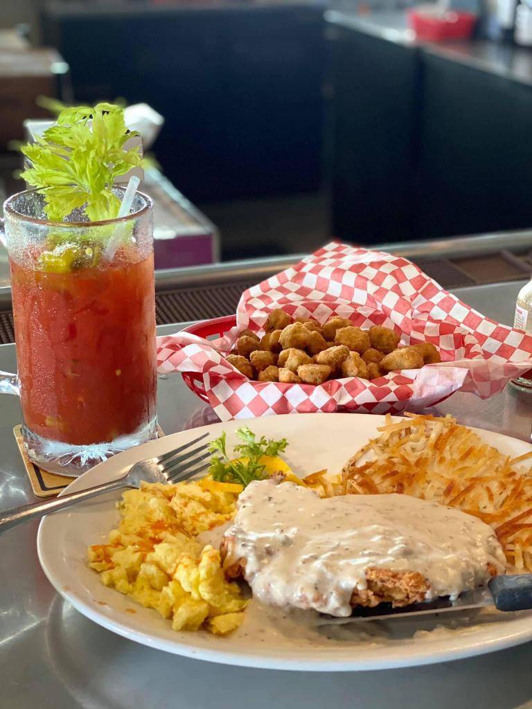 The Glitz Cafe | restaurant | 2000 S Union Ave, Bakersfield, CA 93307, USA | 6618859505 OR +1 661-885-9505