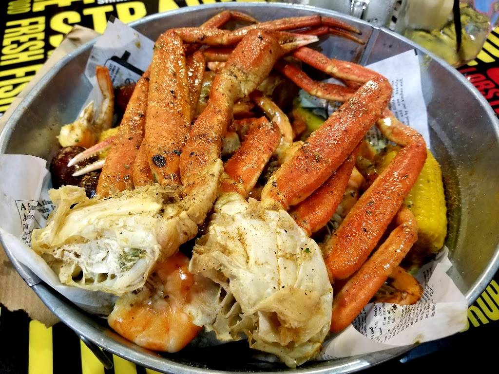 Drop by The River Seafood | restaurant | 1130 Person St, Fayetteville, NC 28312, USA | 9109203694 OR +1 910-920-3694