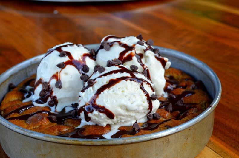 Martinos Pizzeria | meal delivery | 1389 Forest Park Cir, Lafayette, CO 80026, USA | 3036049200 OR +1 303-604-9200