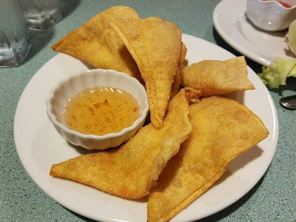 Bangkok Thai & PHO911#2 | restaurant | 1828, 1104 N Cunningham Ave, Urbana, IL 61802, USA | 2176075828 OR +1 217-607-5828