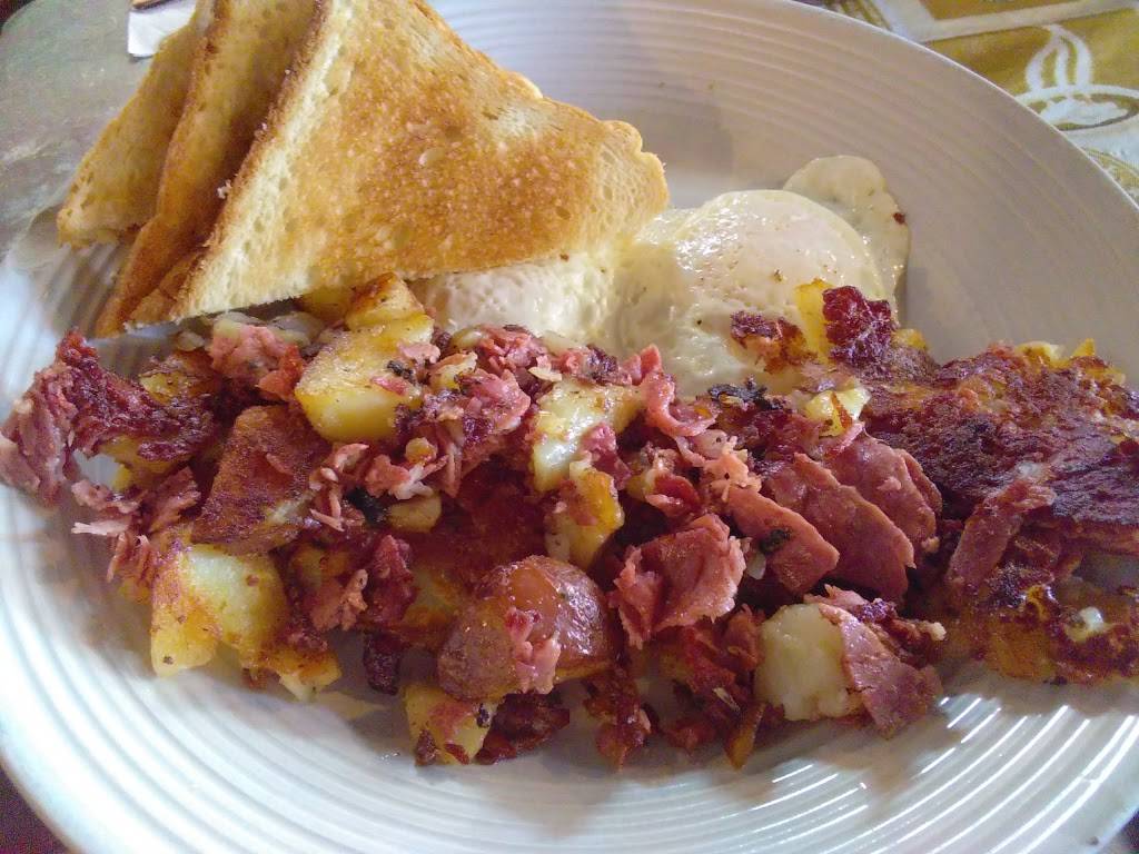 Eds Roost | restaurant | 357 Main St, East Greenwich, RI 02818, USA | 4018853358 OR +1 401-885-3358